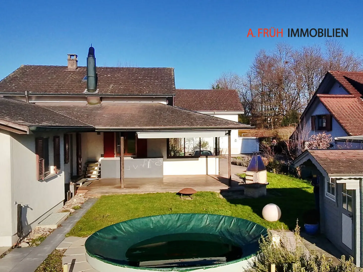 Two apartments, one home: Generational house near the Aare - Photo 7 of 13