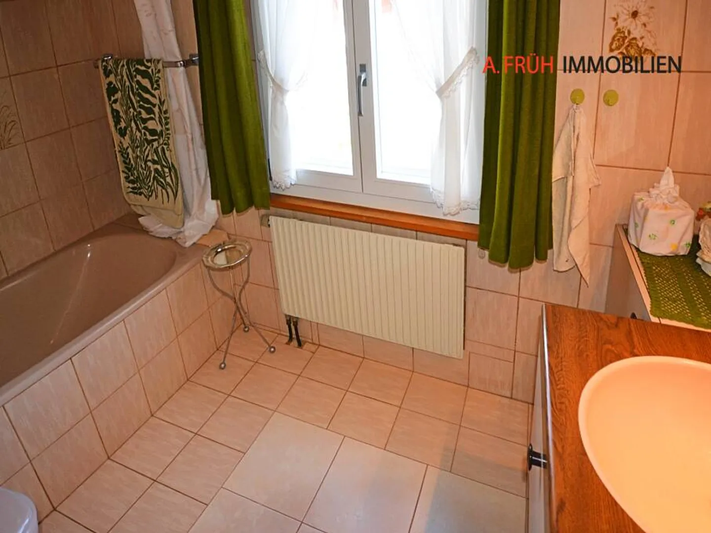 Incantevole casa unifamiliare con capanno e giardino idilliaco direttamente al ruscello - Foto 6 di 13