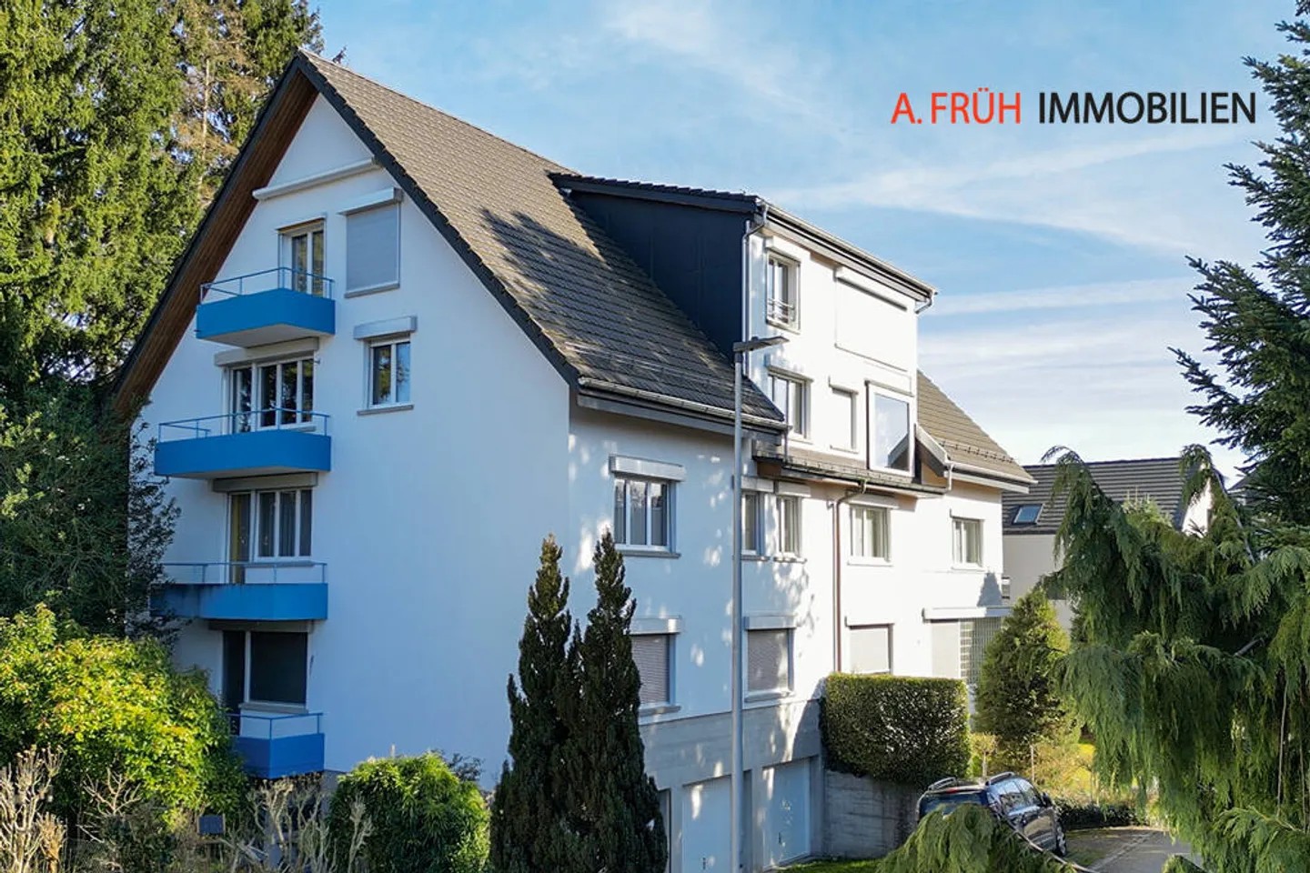 Elegant apartment with plenty of space, garage, and charming terrace by the stream - Photo 1 of 13