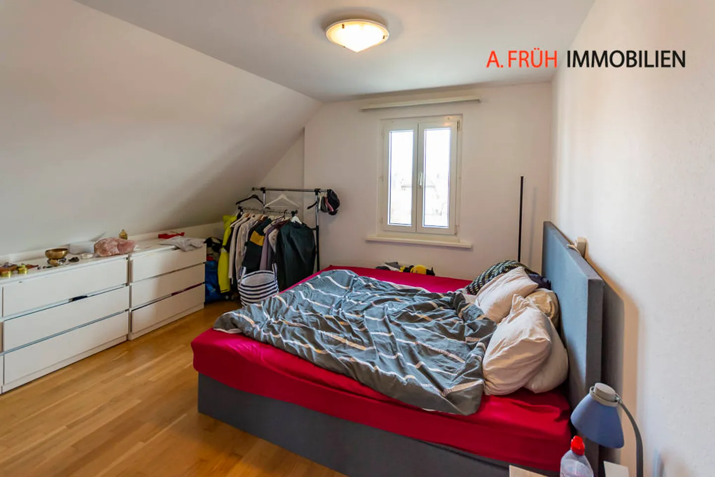Multi-family house with charm and potential at the foot of the Jura - Photo 7 of 13