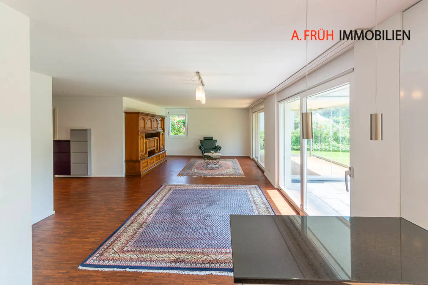 Ground-level garden apartment with comfort perfect for old age - Photo 4 of 13