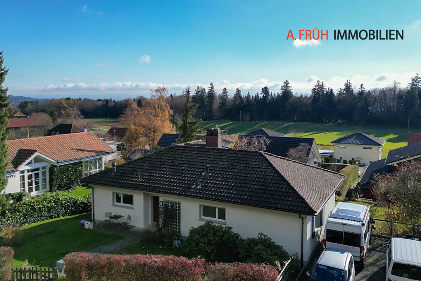 A detached house that combines security and spaciousness - Photo 2 of 10