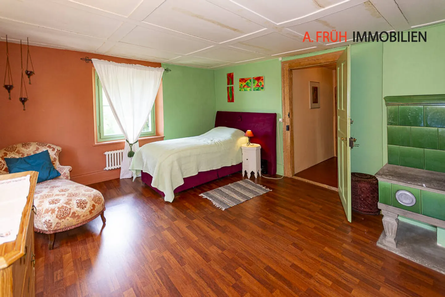 Historical Maisonette with Idyllic Garden and Charm - Photo 8 of 13