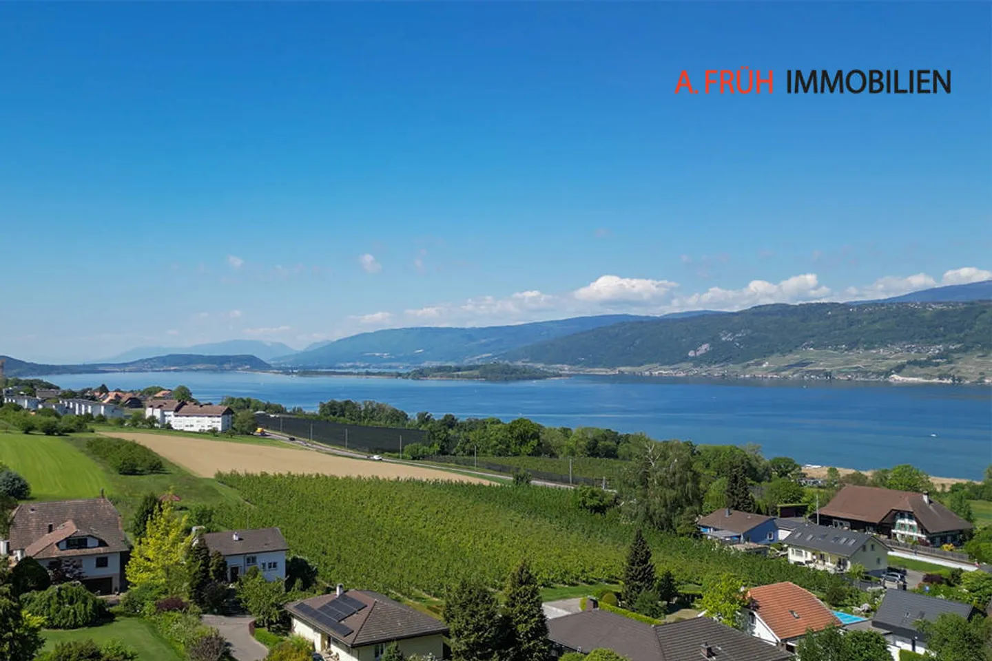 Ein Haus voller Licht und Leben über dem Bielersee - Photo 8 sur 10