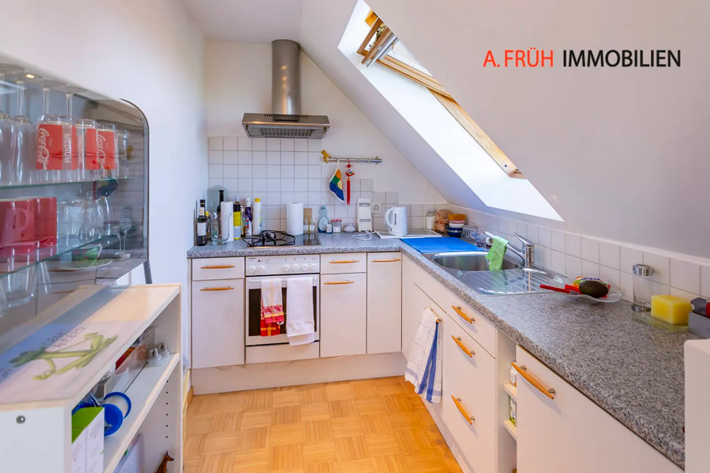 Multi-family house with charm and potential at the foot of the Jura - Photo 10 of 13