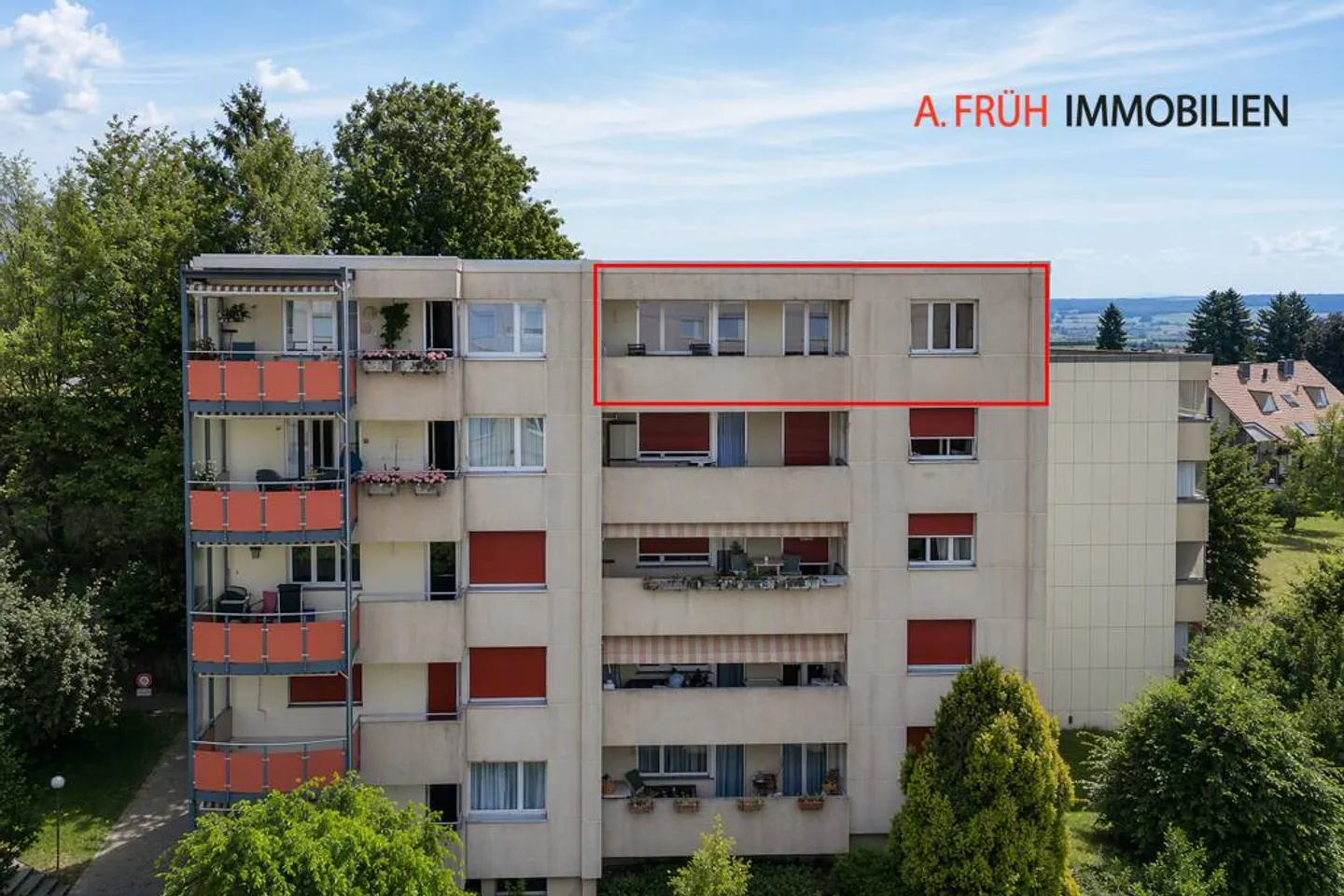 Living with a View: Penthouse Apartment with Potential for Individual Design - Photo 1 of 8