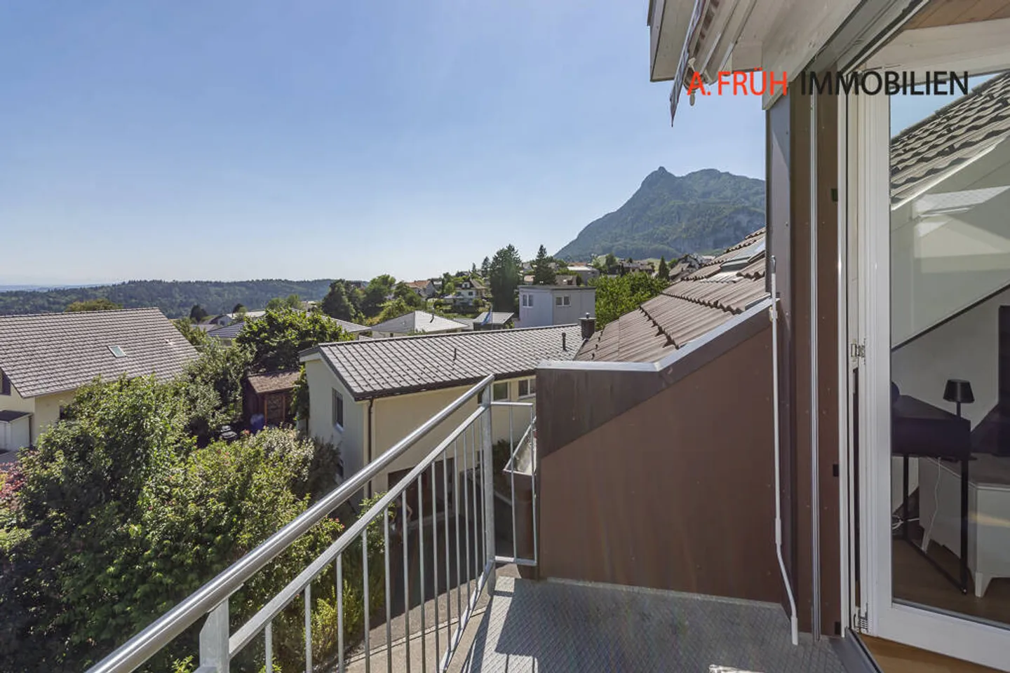 Above the Aare Valley Multi-Family House with a View of the Alps - Photo 4 of 13