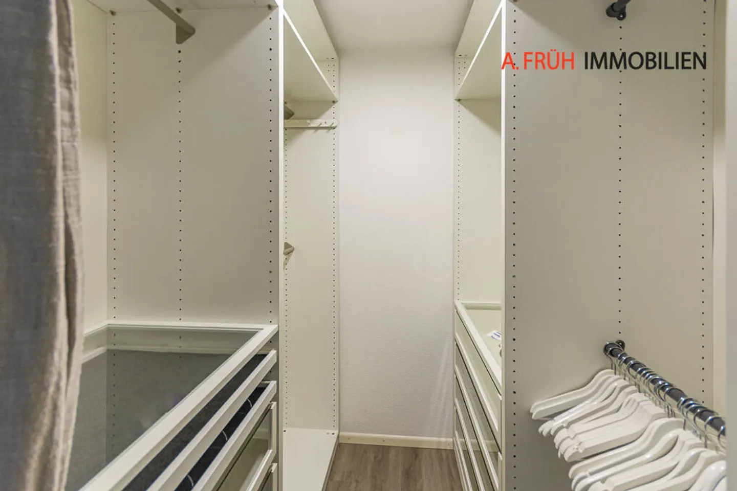 Maisonette angolare con giardino privato e tanto spazio per i sogni abitativi - Foto 8 di 10