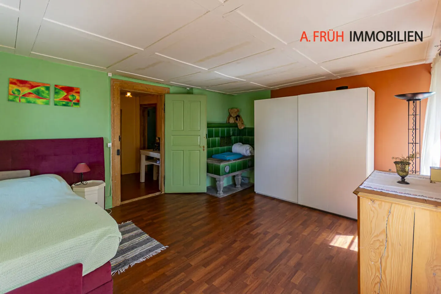 Historical Maisonette with Idyllic Garden and Charm - Photo 9 of 13