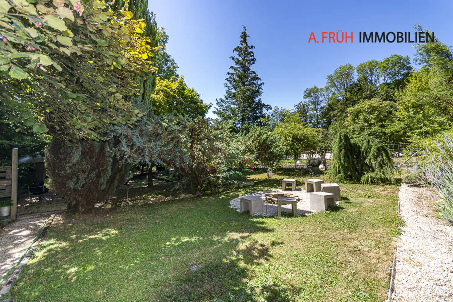 Historical Maisonette with Idyllic Garden and Charm - Photo 13 of 13