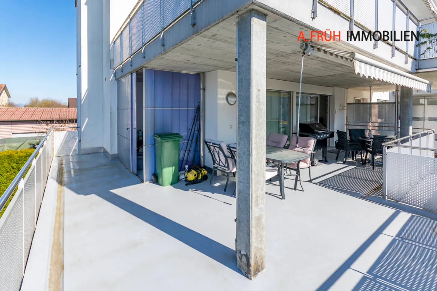 Ampio appartamento con terrazza di 4,5 locali con camino e bagno benessere - Foto 13 di 13
