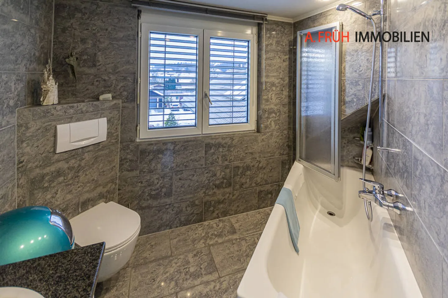 Timeless residential charm multi-family house with 3 residential units - Photo 11 of 13