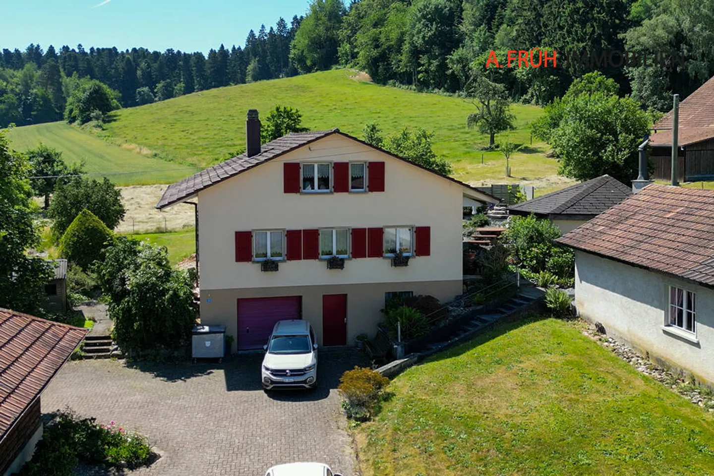 Une maison avec histoire et avenir - Photo 10 sur 10