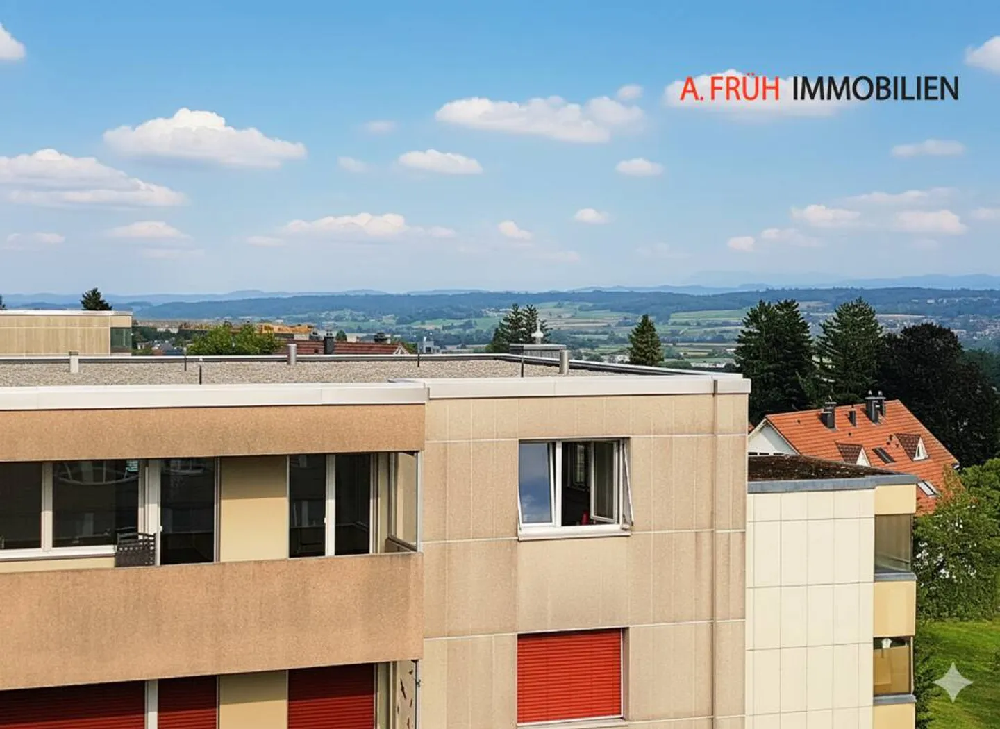 Attikawohnung mit Traum-Aussicht und Ausbaupotenzial in Grenchen - Foto 2 von 13