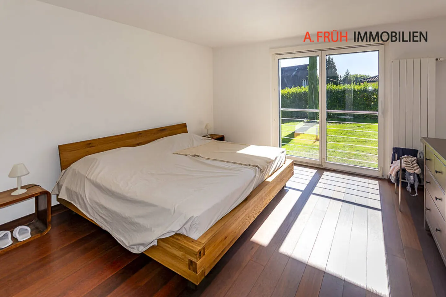 Une oasis privée avec beaucoup d'espace et une vue magnifique - Photo 9 sur 13