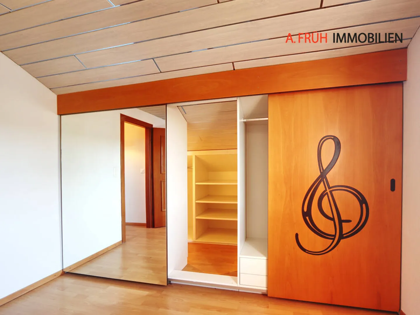 Two apartments, one home: Generational house near the Aare - Photo 9 of 13