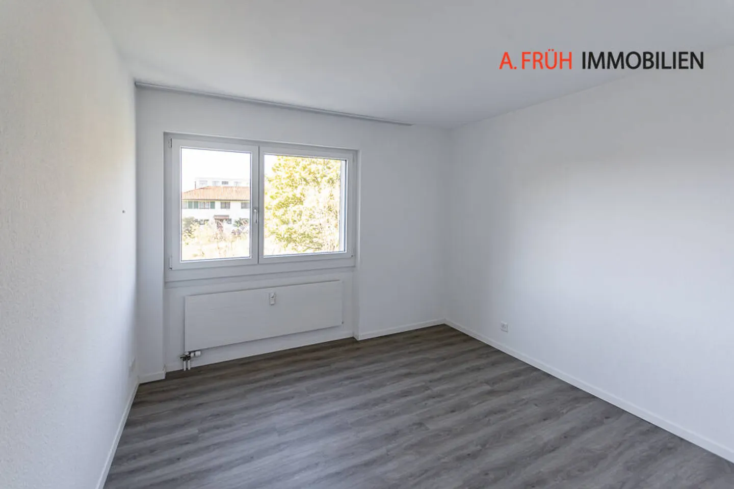 Maisonette angolare con giardino privato e tanto spazio per i sogni abitativi - Foto 6 di 10
