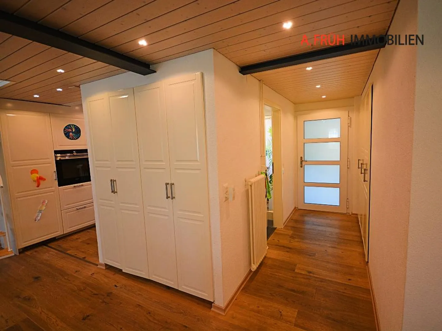 Maisonette spacieuse avec oasis de jardin et deux entrées séparées - Photo 6 sur 13