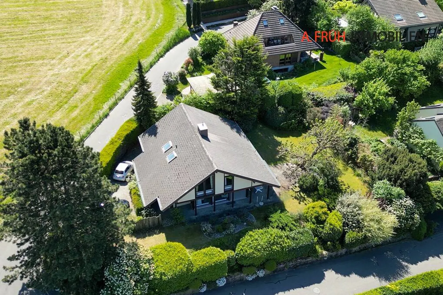 Ein Haus voller Licht und Leben über dem Bielersee - Photo 9 sur 10