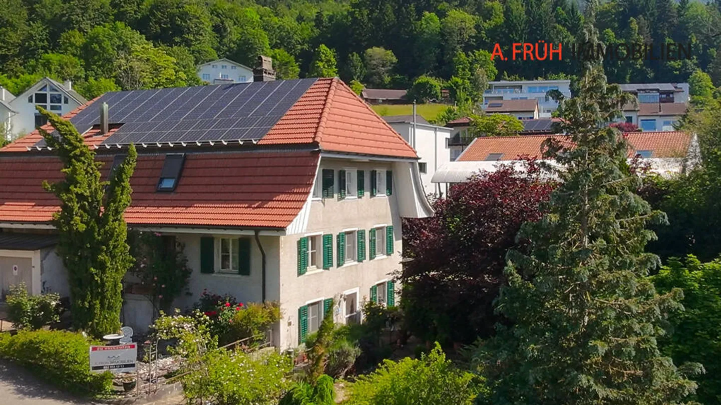 Depuis 1800 : Refuge au caractère fort avec 810 m² de jardin et source - Photo 2 sur 6