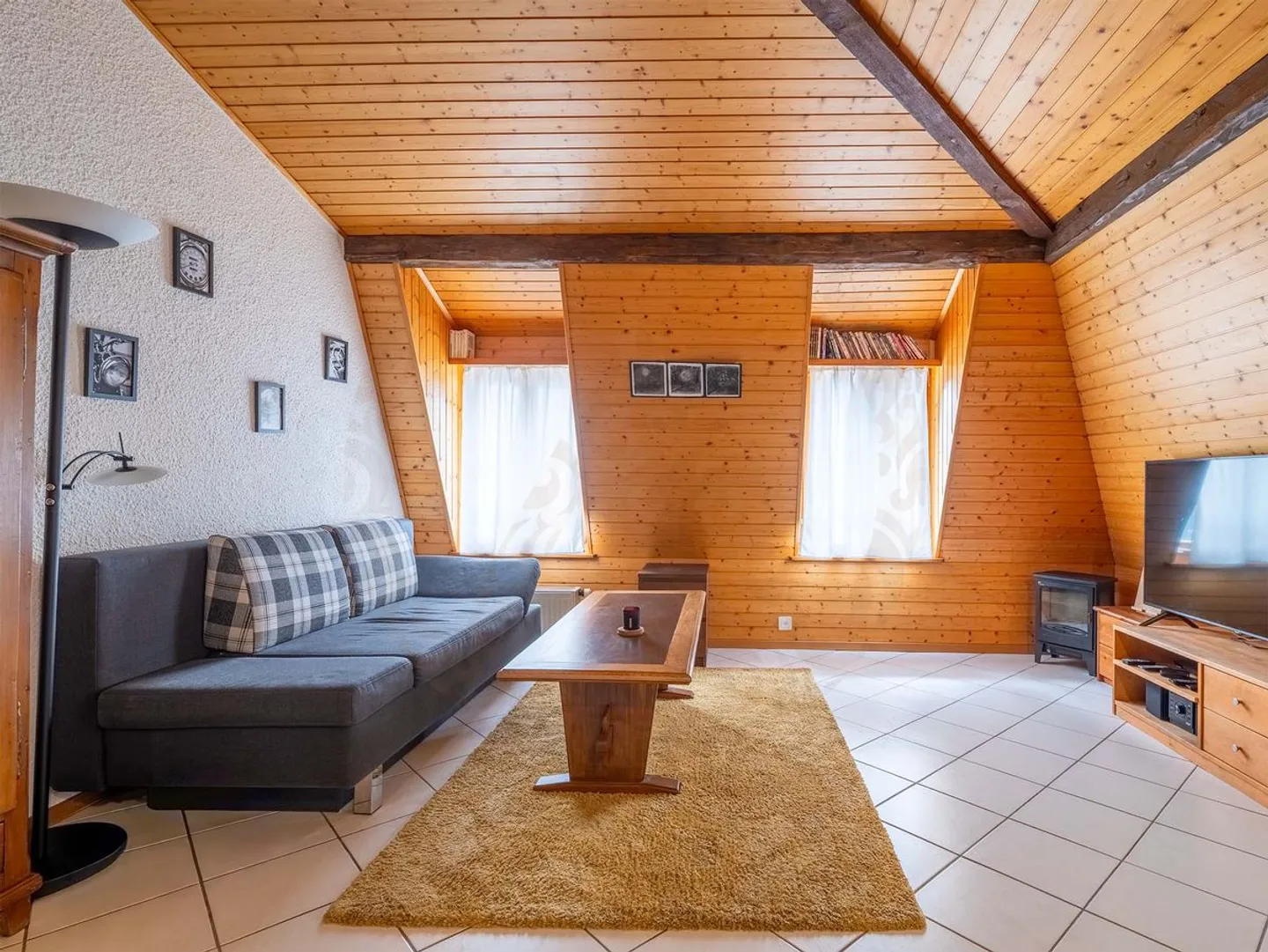 Appartement dans les combles au coeur des montagnes, à quelques minutes de Lavey-les-Bains - Foto 5 di 13