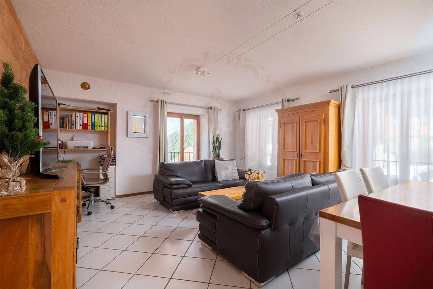 Il paradiso degli escursionisti - appartamento di 3,5 locali con balcone sopra Lavey-les-Bains - Foto 2 di 13