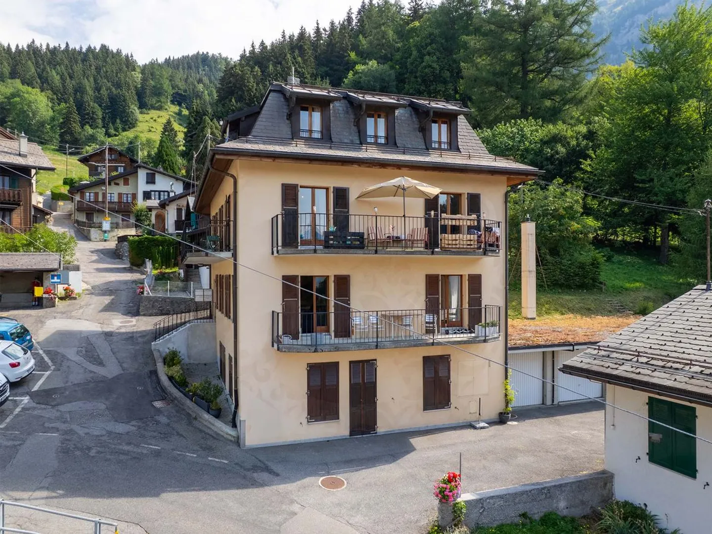 Appartement dans les combles au coeur des montagnes, à quelques minutes de Lavey-les-Bains - Foto 3 di 13