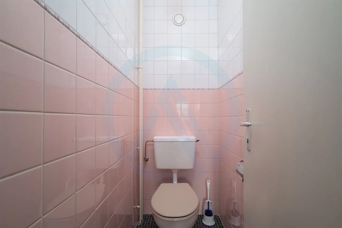 Large 2nd floor apartment in Villars Tiercelin - Photo 9 of 13