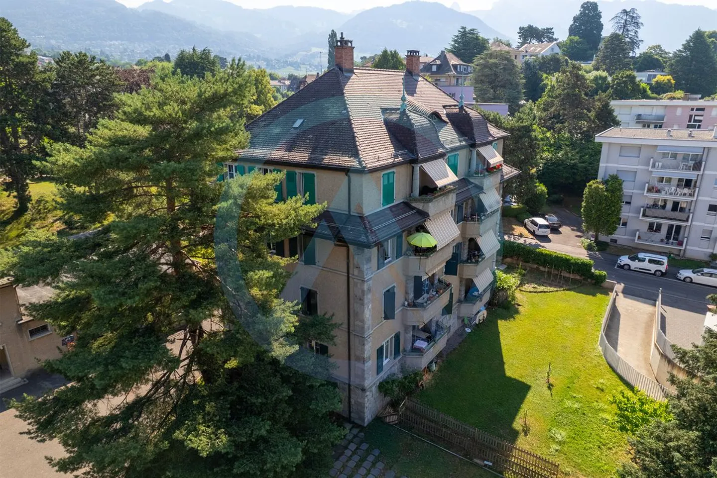 Edificio di rendimento eccezionale - La Tour-de-Peilz - Foto 1 di 13