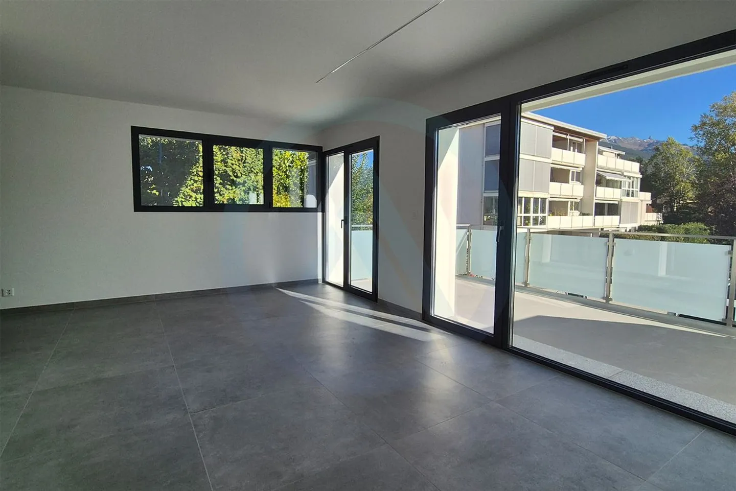 Superbe appartement neuf avec une vue sur les montagnes dans les hauteurs de Sion - Foto 7 von 13