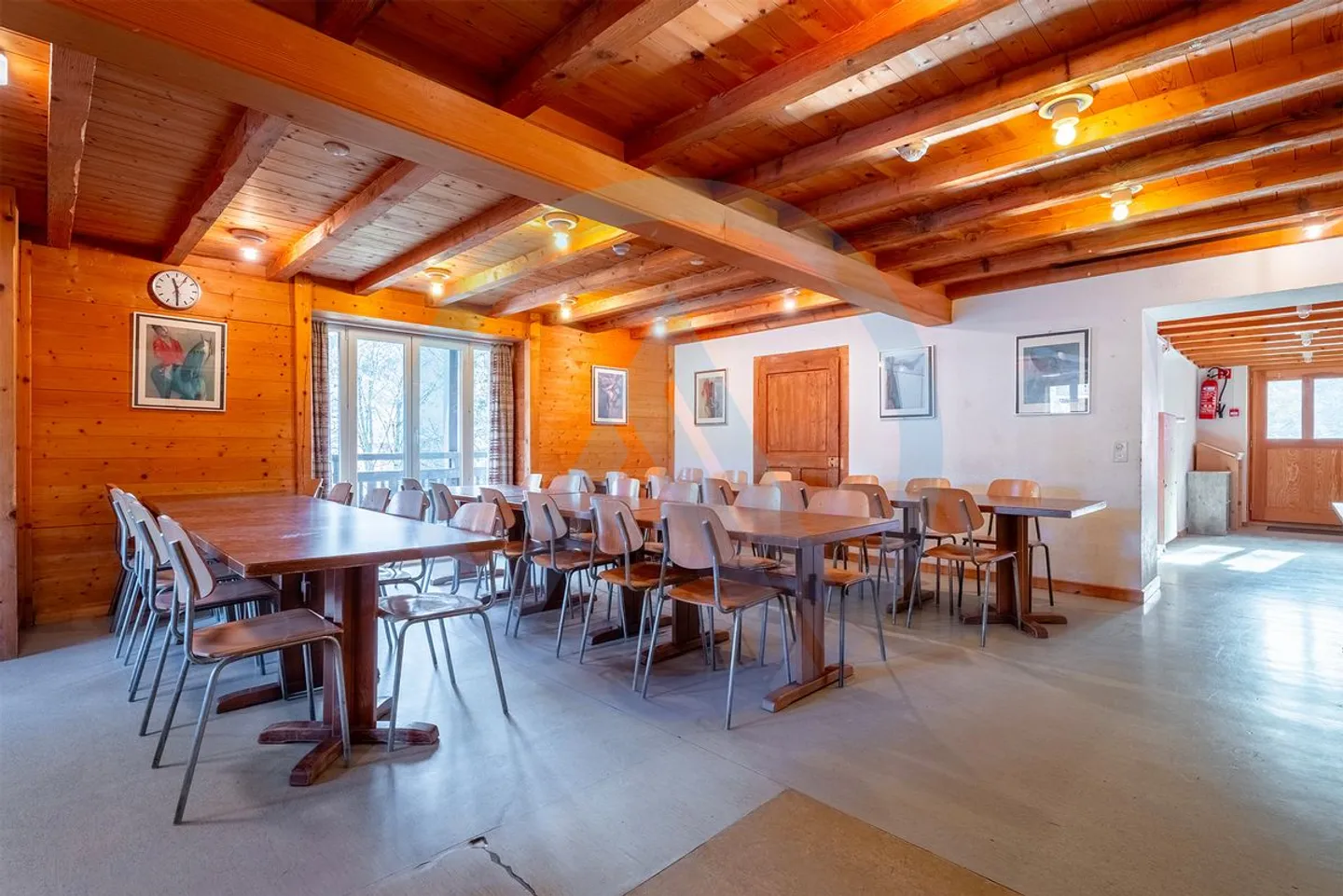 An exceptional chalet to bring your group projects to life in the Portes-du-Soleil - Photo 6 of 13