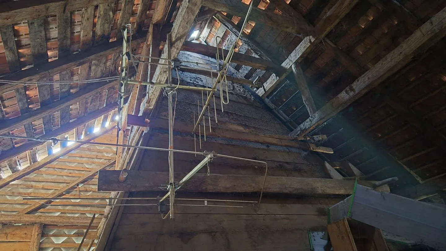 VAULRUZ - Large farm from 1852 to renovate, with exceptional volumes - Photo 13 of 13