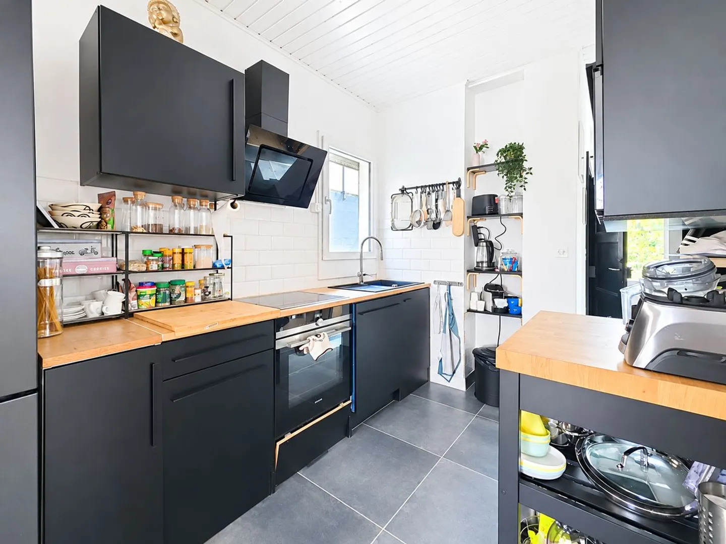 Independent house of character with garden, studio and rental potential - Photo 9 of 13