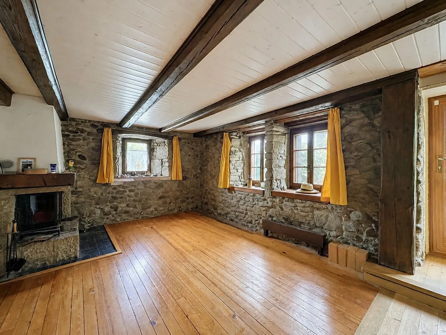 Rara opportunità a Villars-Mendraz, una proprietà da reinventare - Foto 7 di 8