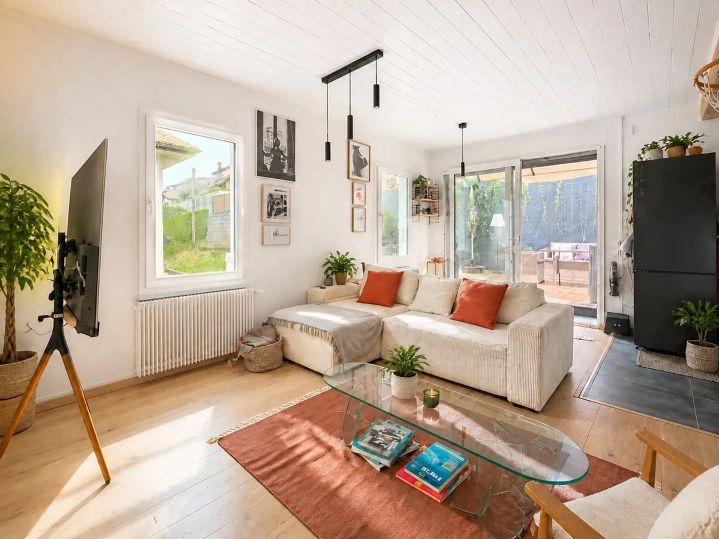 Independent house of character with garden, studio and rental potential - Photo 6 of 13