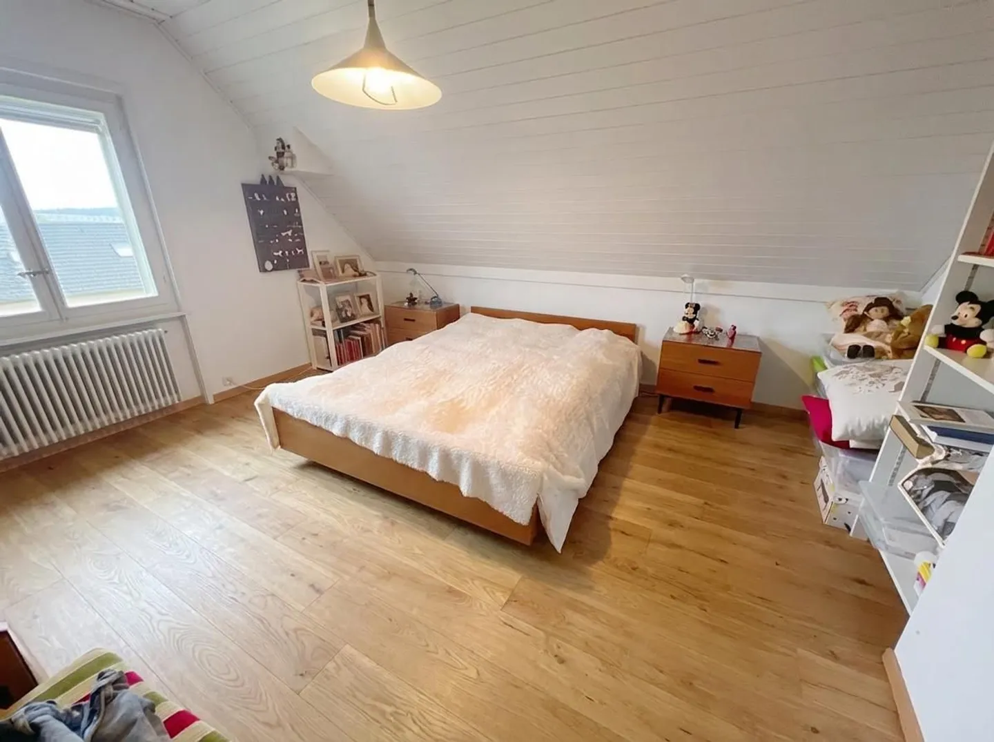 Spacious family home, plot of 1147 m2 - Photo 8 of 13