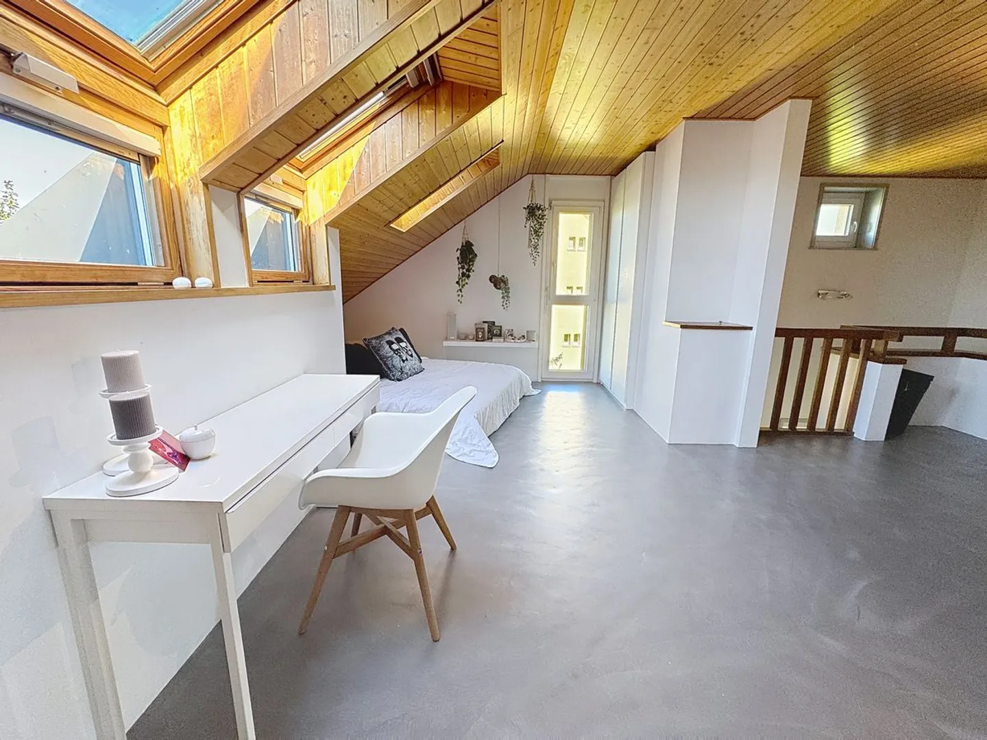 Casa a schiera con 5.5 stanze e terrazza, 4 camere, zona residenziale tranquilla - Foto 9 di 13