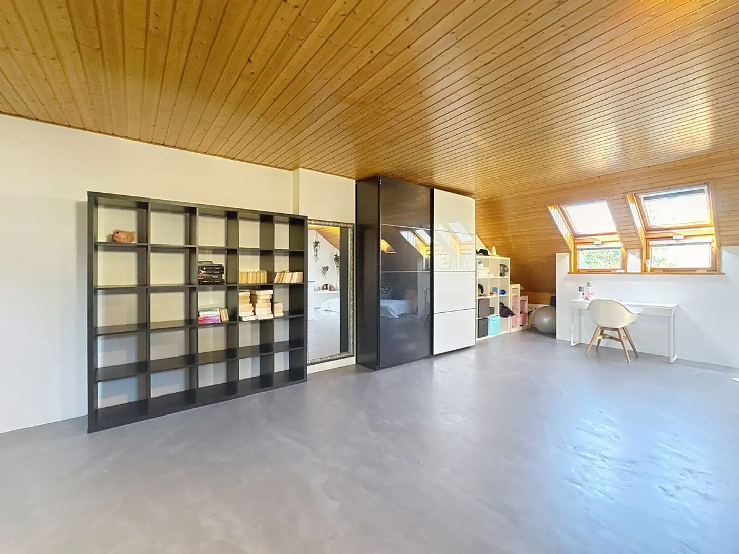 Casa a schiera con 5.5 stanze e terrazza, 4 camere, zona residenziale tranquilla - Foto 10 di 13