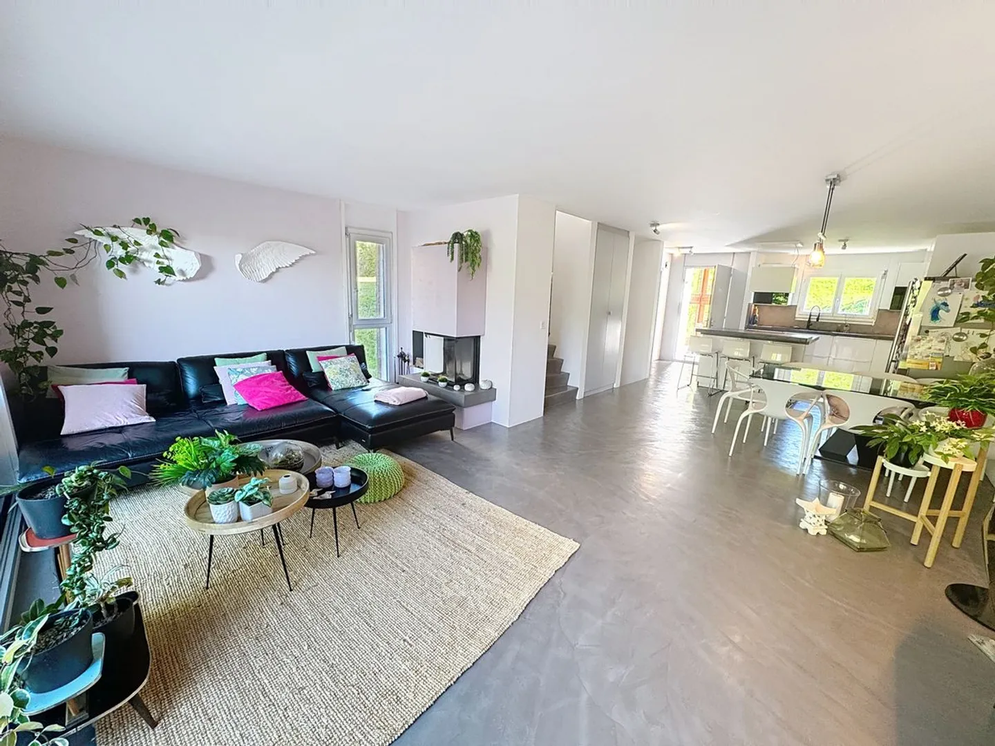Casa a schiera con 5.5 stanze e terrazza, 4 camere, zona residenziale tranquilla - Foto 2 di 13