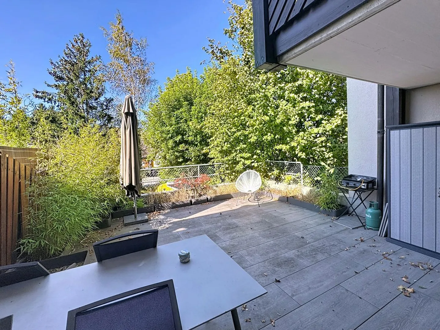 Casa a schiera con 5.5 stanze e terrazza, 4 camere, zona residenziale tranquilla - Foto 12 di 13