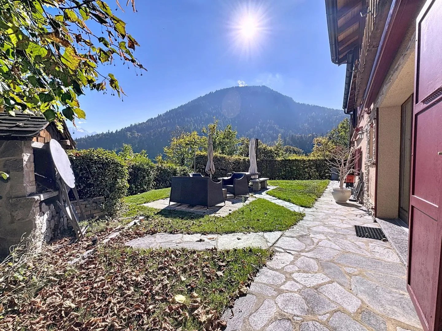 Dove il silenzio incontra la vista: proprietà unica sulle alture di Chamoson - Foto 13 di 13