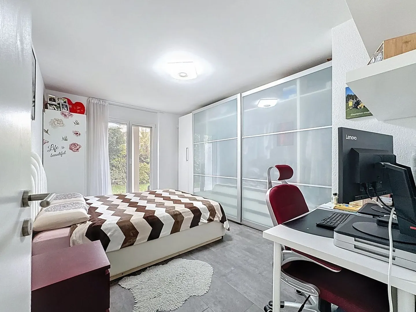 Raum, Licht und Gelassenheit - wunderschöne 4,5-Zimmer-Wohnung im Erdgeschoss mit großem Garten - Foto 4 von 11