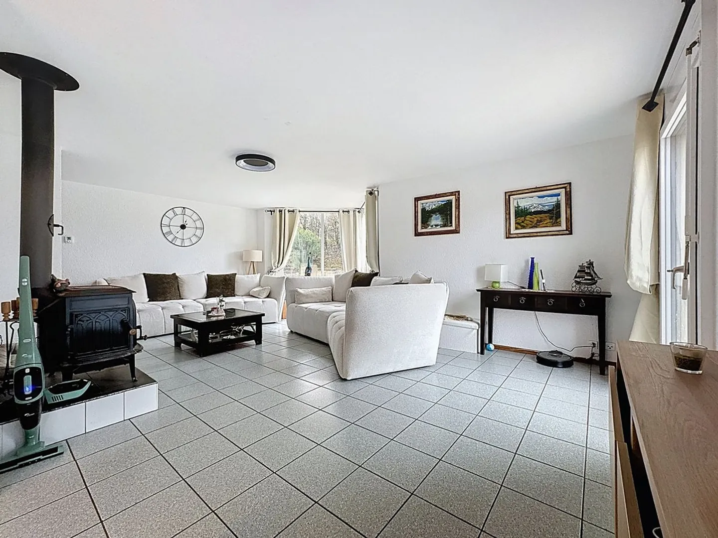 Maison individuelle d'exception - Autonomie énergétique, volumes généreux et cadre idyllique - Photo 2 sur 13