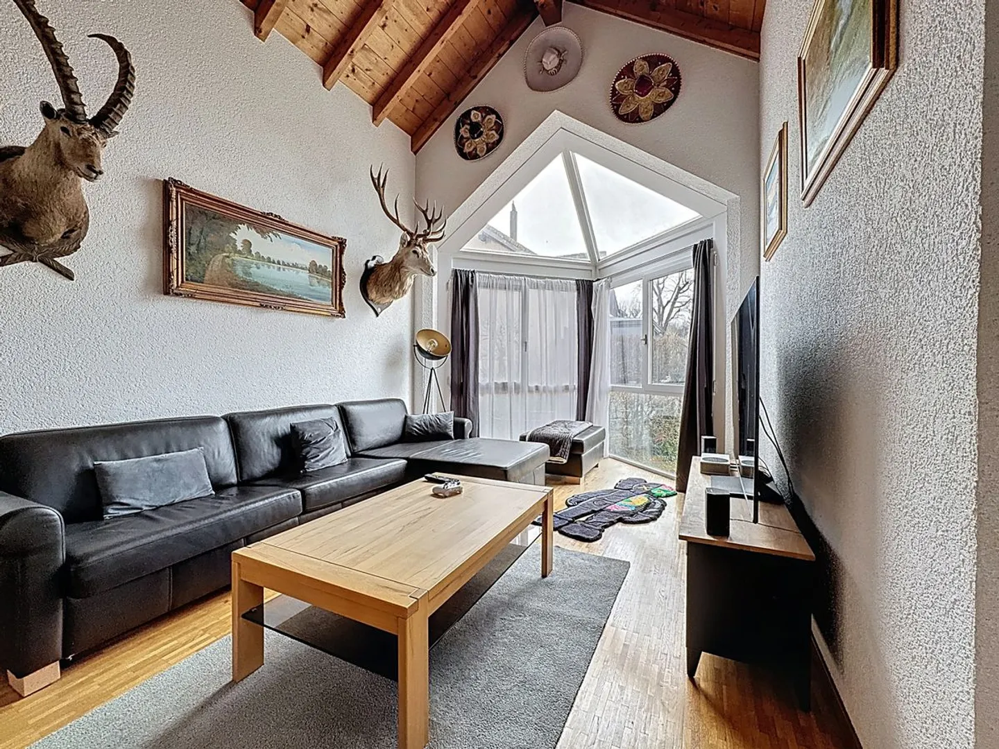 Maison individuelle d'exception - Autonomie énergétique, volumes généreux et cadre idyllique - Photo 7 sur 13