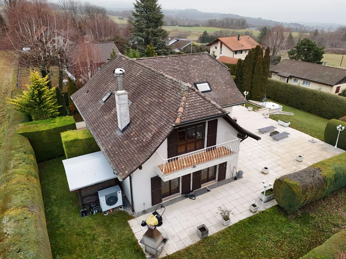 Villa Individuelle avec studio indépendant - Vue Lac &amp; Alpes - Jacuzzi pour des Instants d'Exception - Photo 2 sur 13
