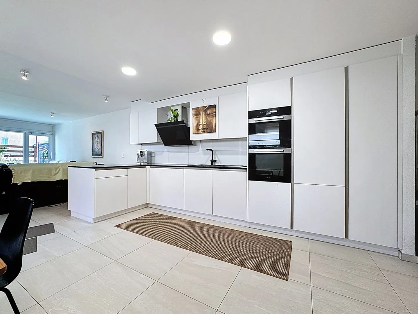 Colpo di fulmine assicurato - Raro duplex 4,5 locali con terrazza, balconi e ingresso privato a 12 minuti da Losanna - Foto 6 di 13
