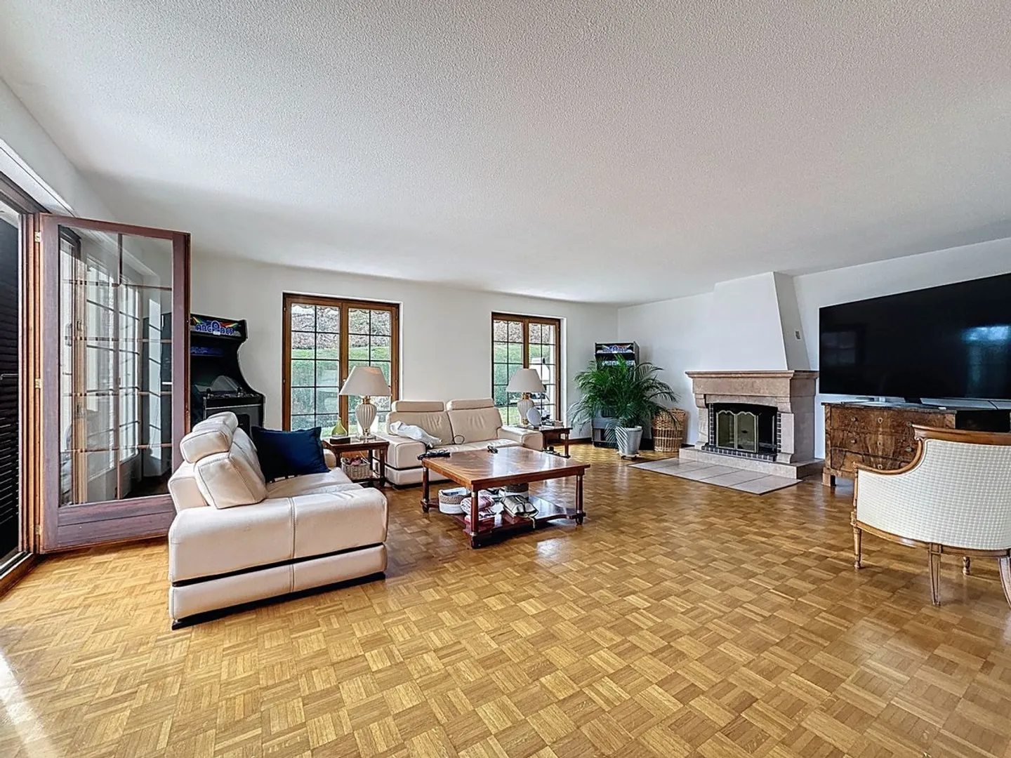 Villa Individuelle avec studio indépendant - Vue Lac &amp; Alpes - Jacuzzi pour des Instants d'Exception - Photo 4 sur 13