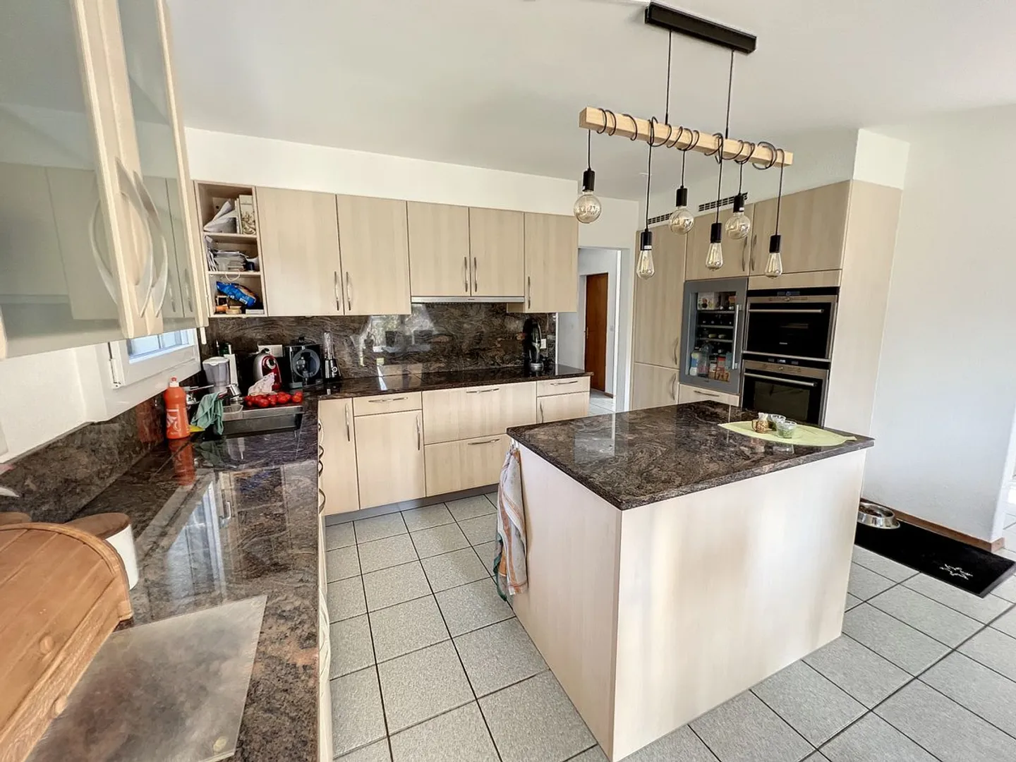 Maison individuelle d'exception - Autonomie énergétique, volumes généreux et cadre idyllique - Photo 6 sur 13