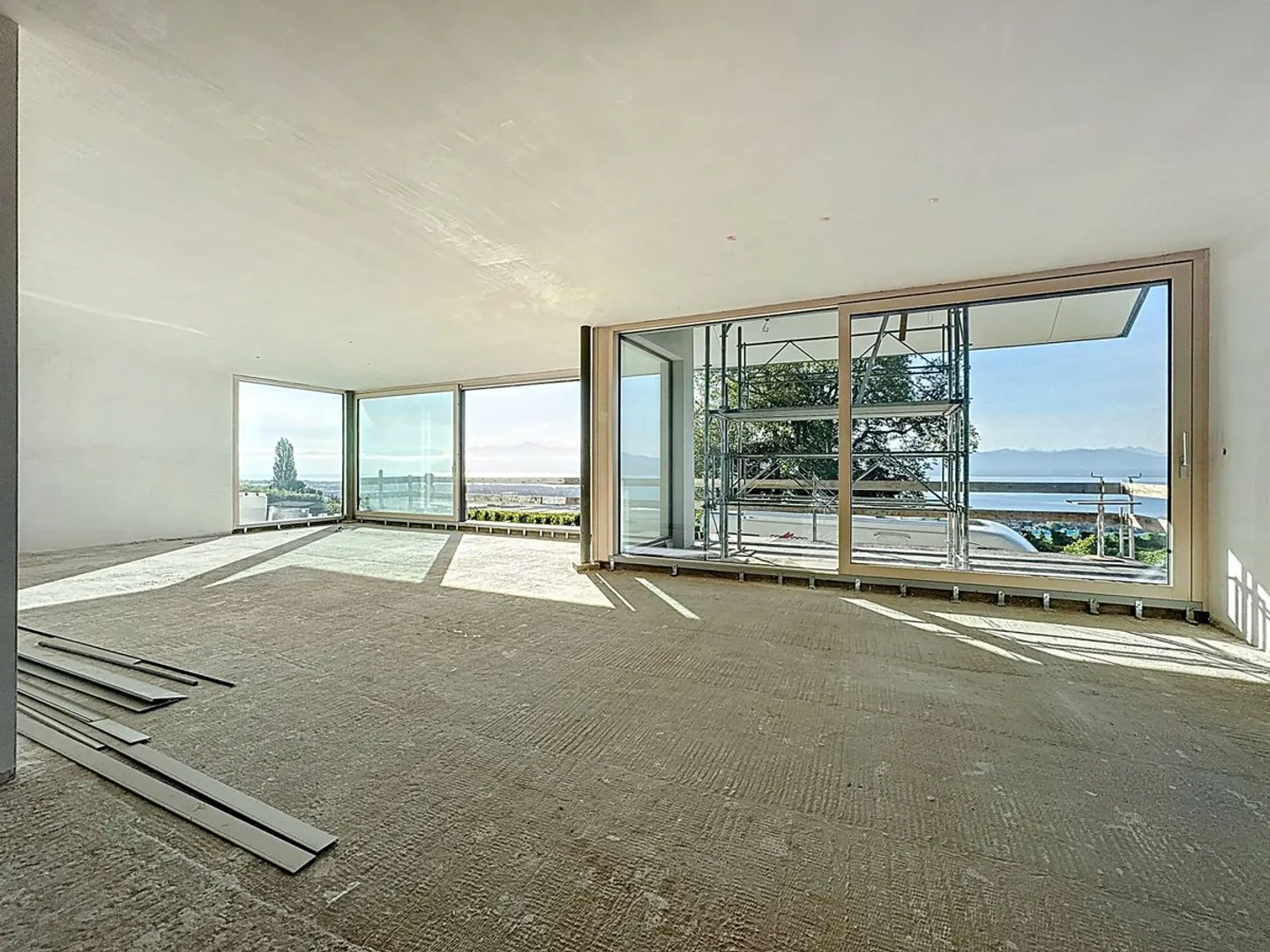 Villa nuova di alta gamma: 360 m² di luce e prestigio di fronte al lago e alle Alpi, a voi scegliere le finiture ... - Foto 2 di 12