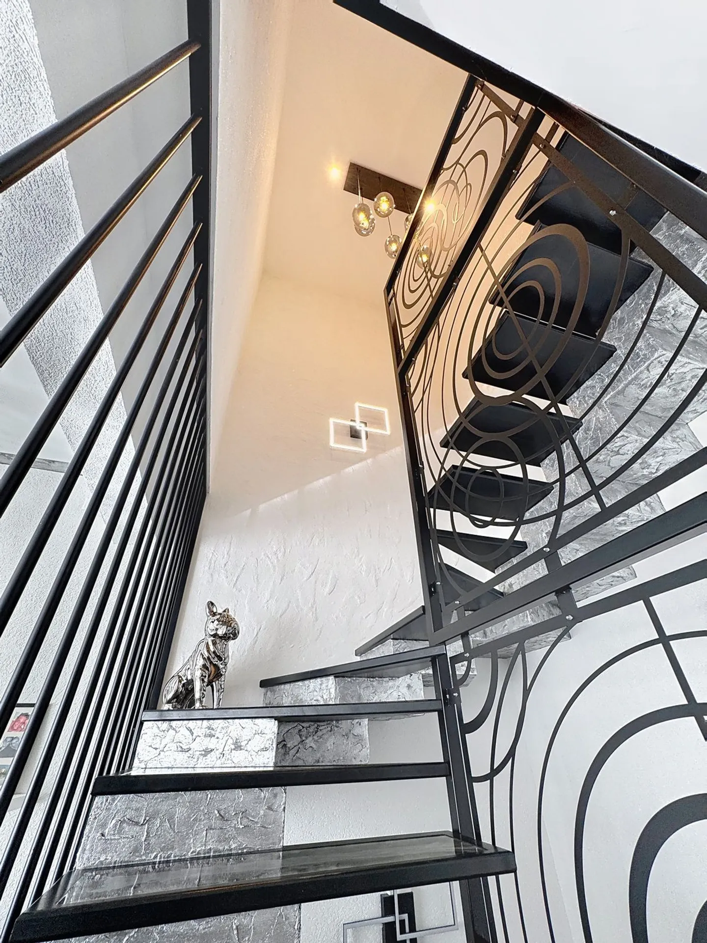 Moderne Doppelhaushälfte mit Garten, hochwertiger Ausstattung und absoluter Ruhe - Foto 4 von 13